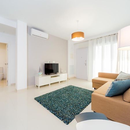 Luxurious 2 Bedroom Apartment Near The Beach Torre de la Horadada 客房 照片